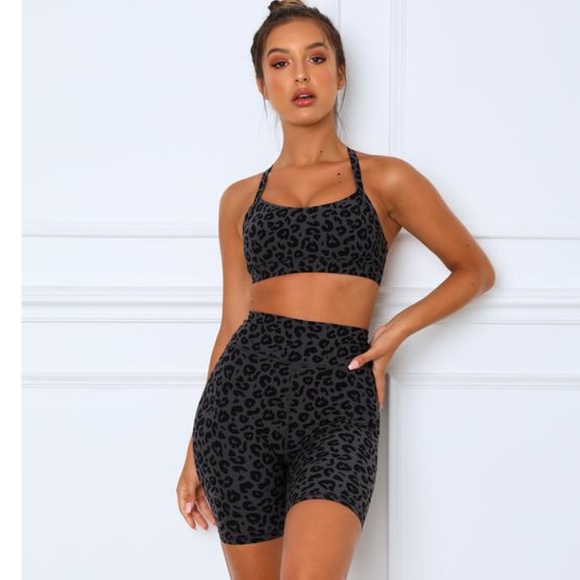 White Fox 2 piece Workout Set! - Picture 10 of 10